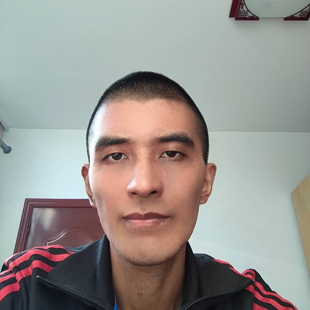 牛牛艰苦打工人