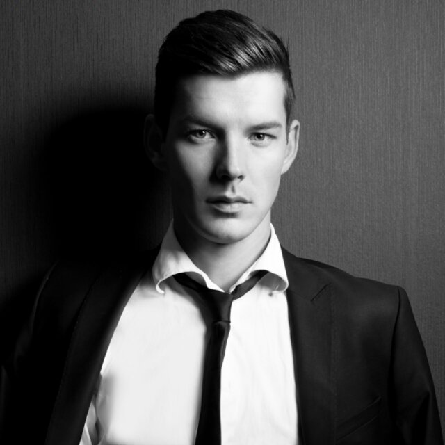 中国品牌网站建设@李经理