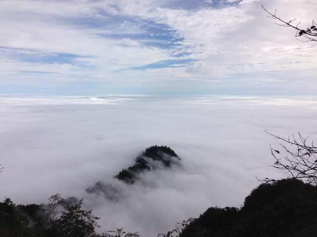 前山夏牧场（珍藏版）