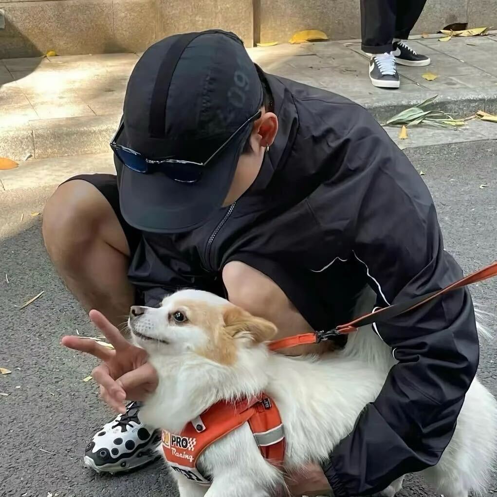 .