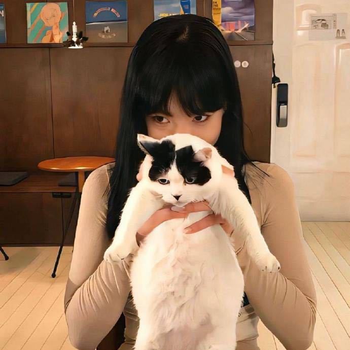 萝六子