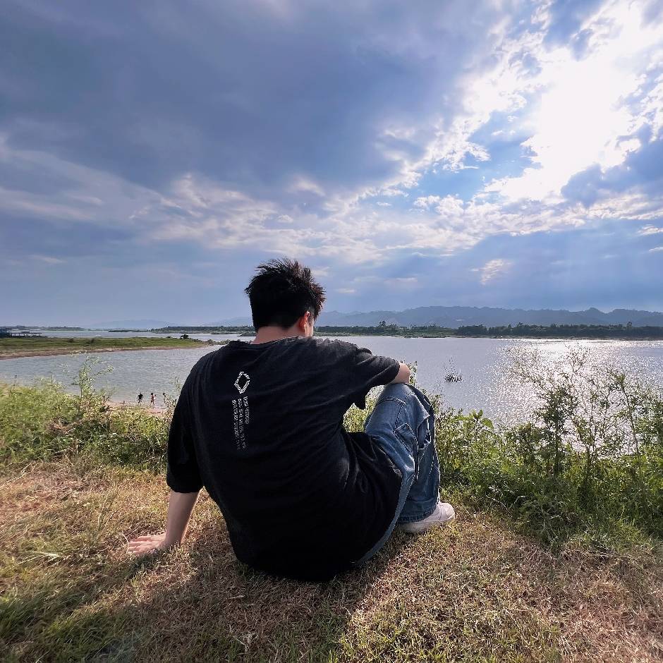 早春不过一棵树