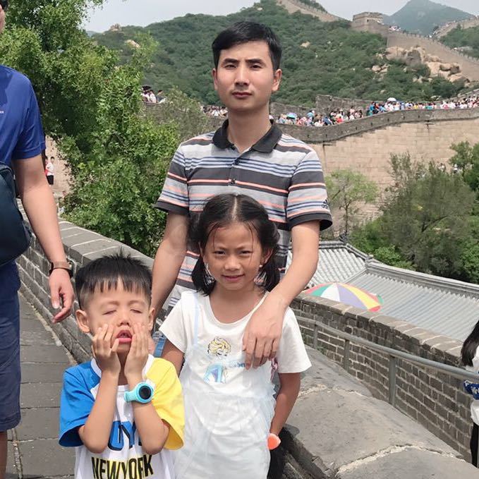 华惠世家-黄龙云，黄群