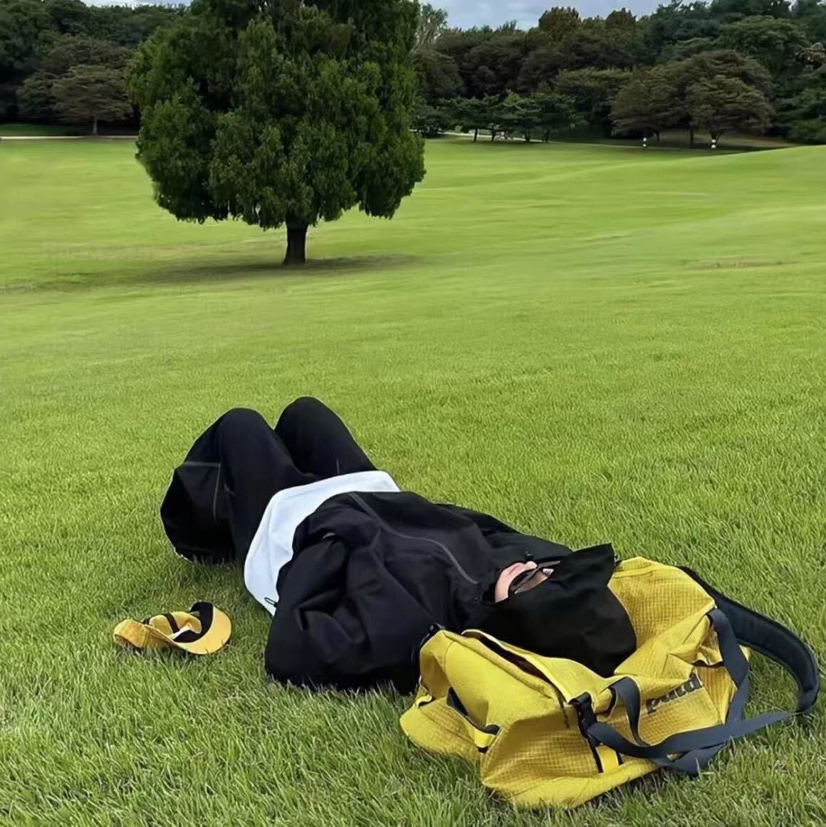 莫名