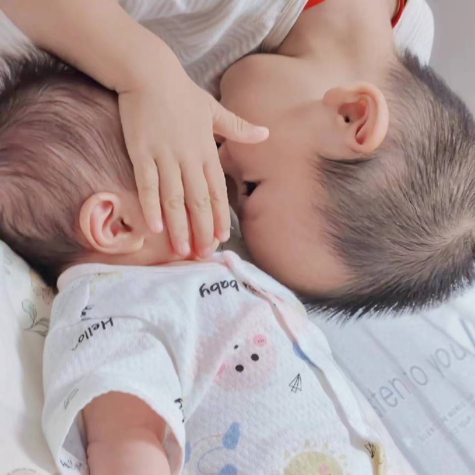 ✔ლ(•̀ _ •́ ლ)