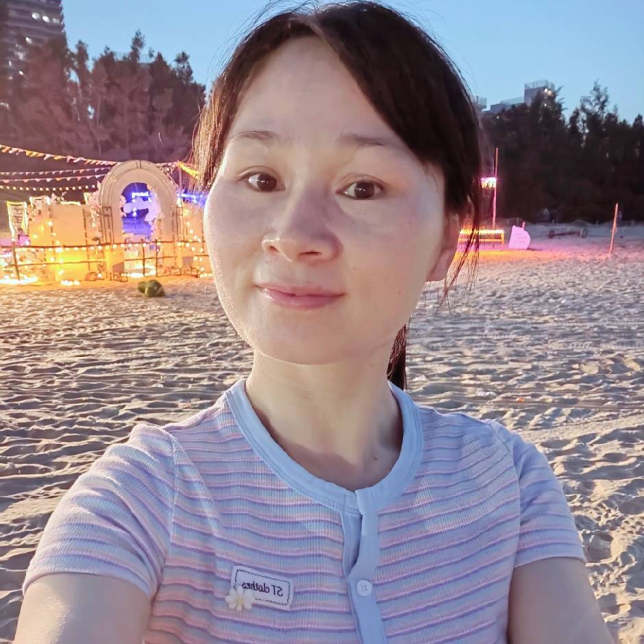 素颜*小姐