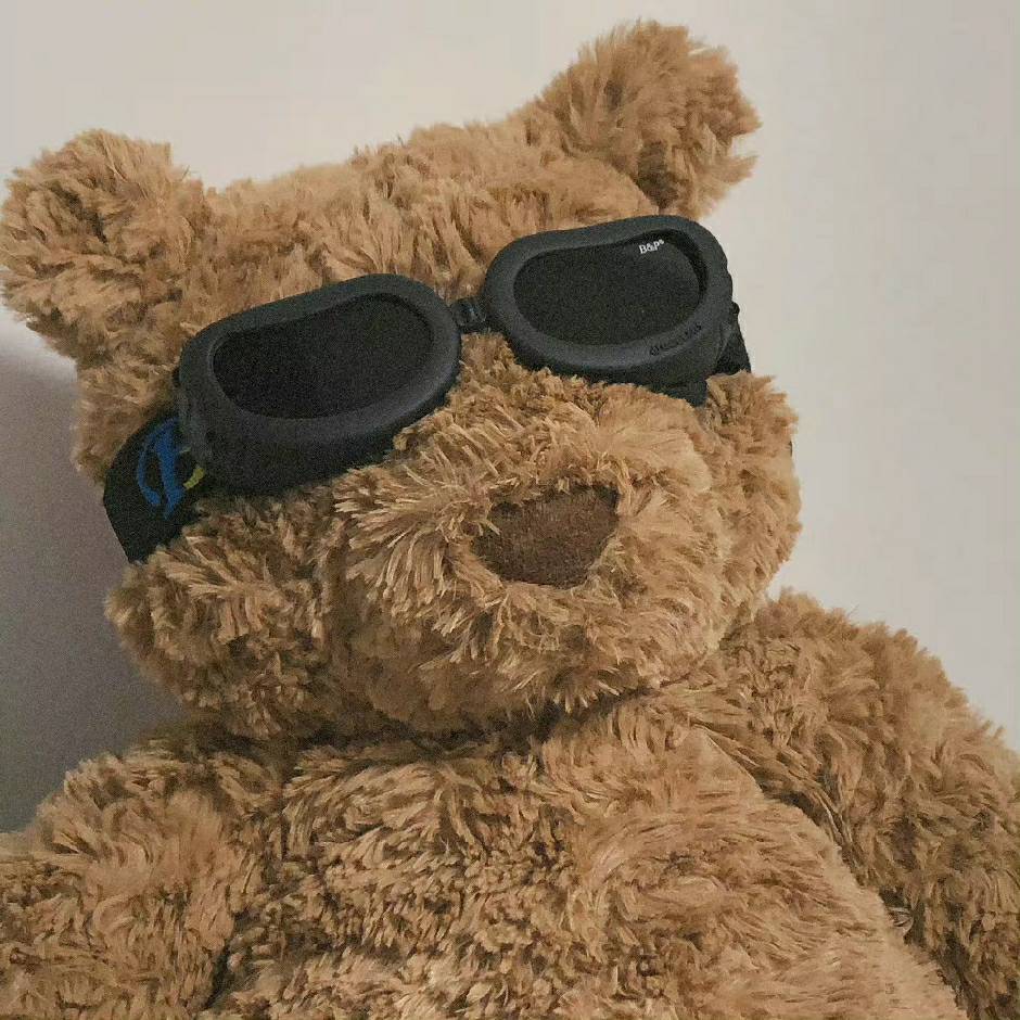 每天至少八杯水