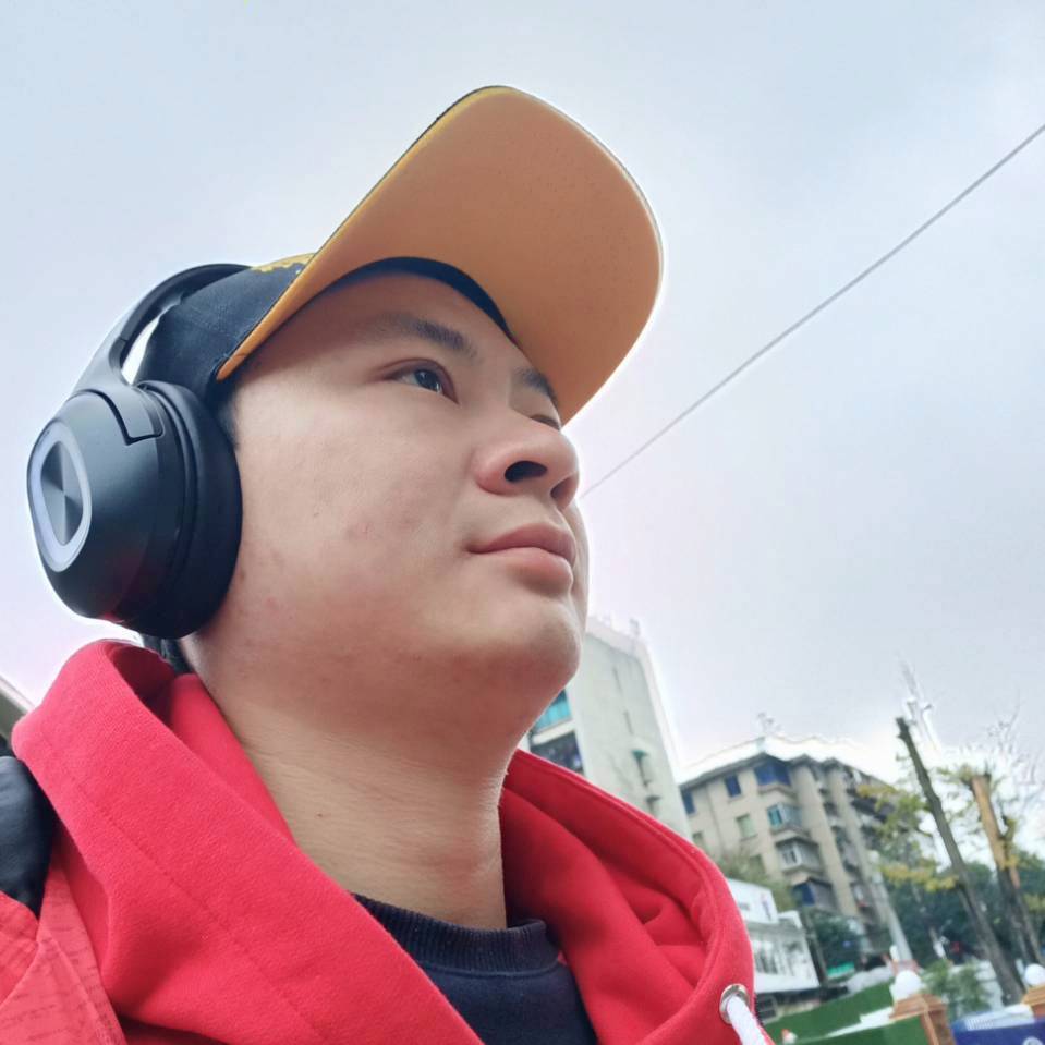 王闻周天天有金天天发光