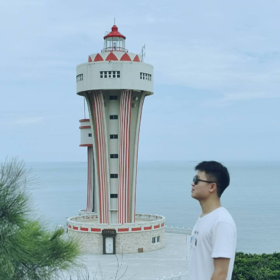 奕健