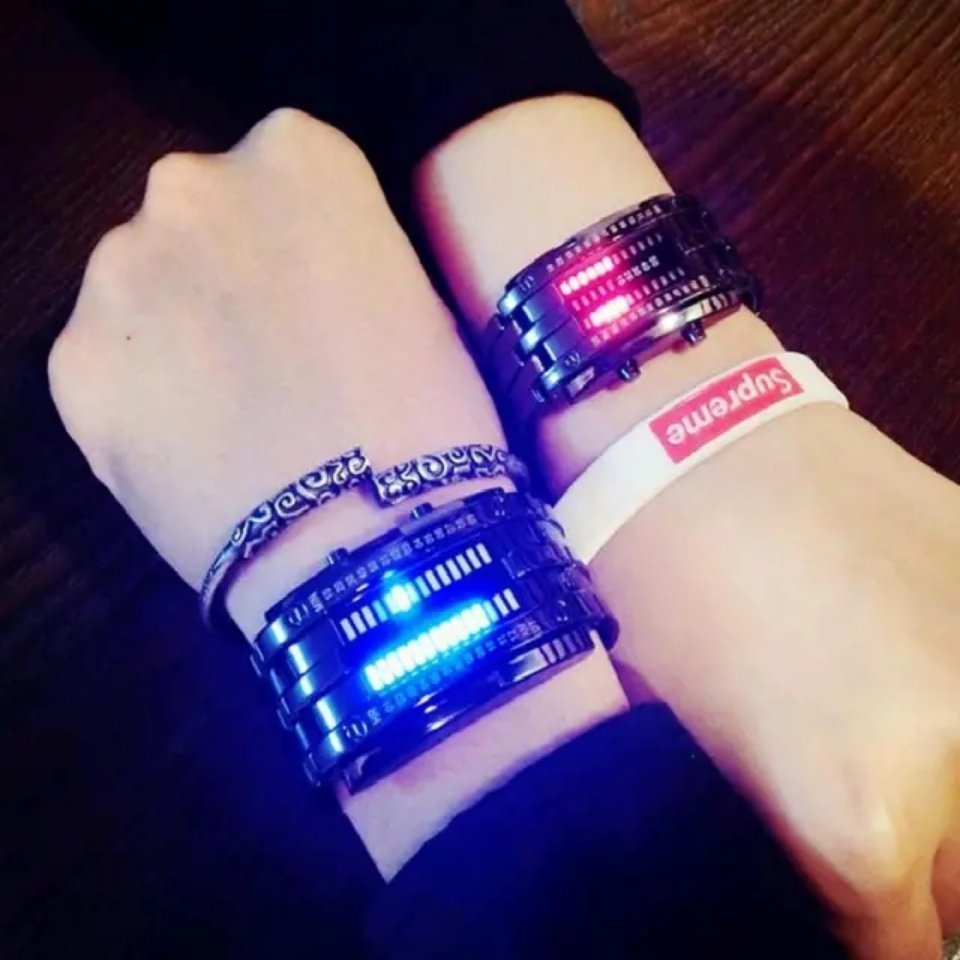 《只为你停留》