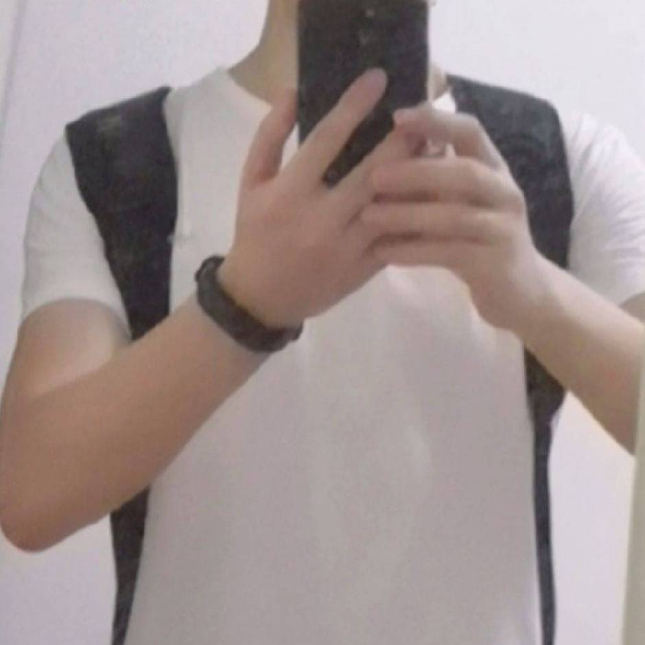 剑起生寒轻酌墨