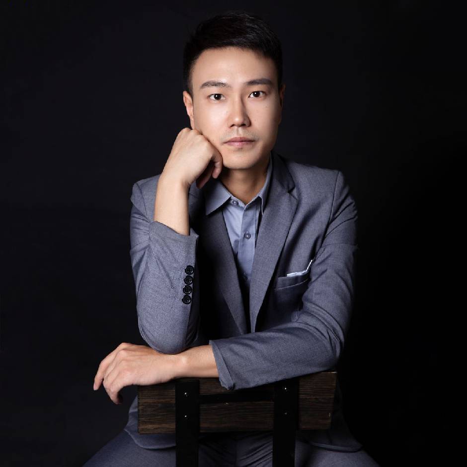 Hugo 罗峰