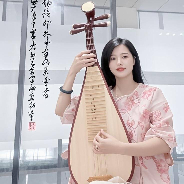 杨菓儿（小程序开发+视频运营）