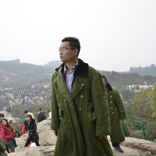 人傻嘴不甜，长得磕碜还没钱