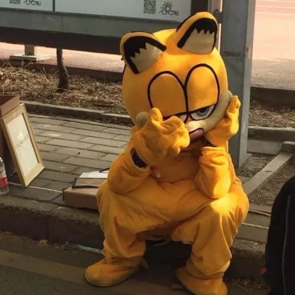 李