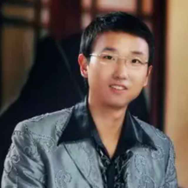 吴缤