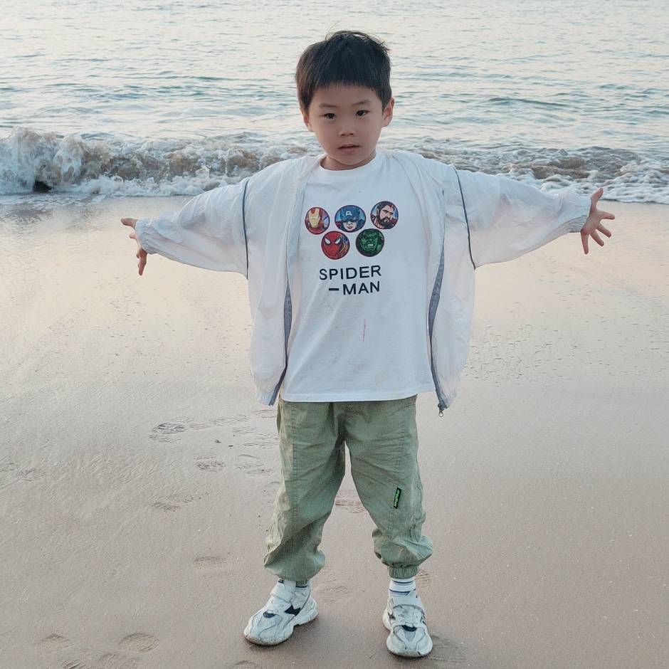 Mrs  . Hou＿智鹿（真放心大药房）