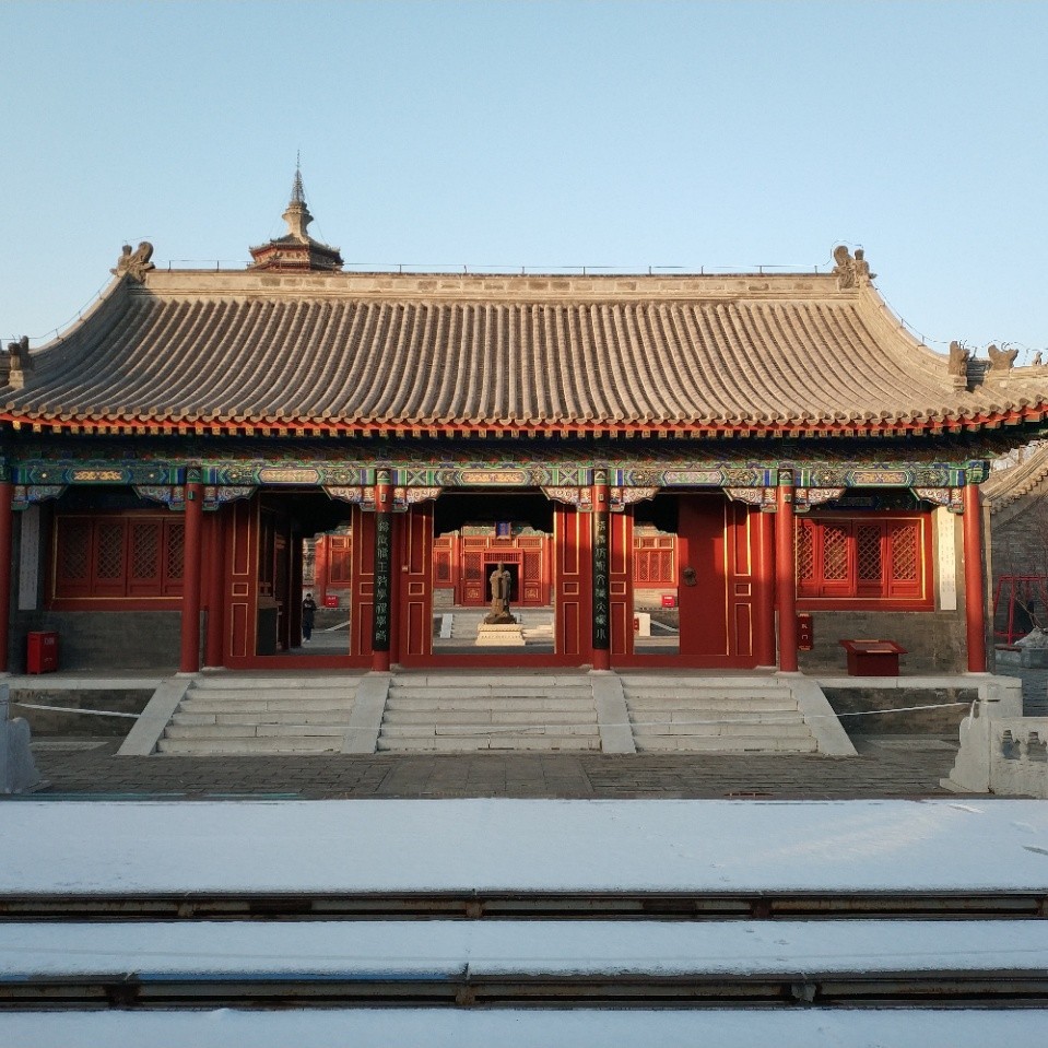 杨光