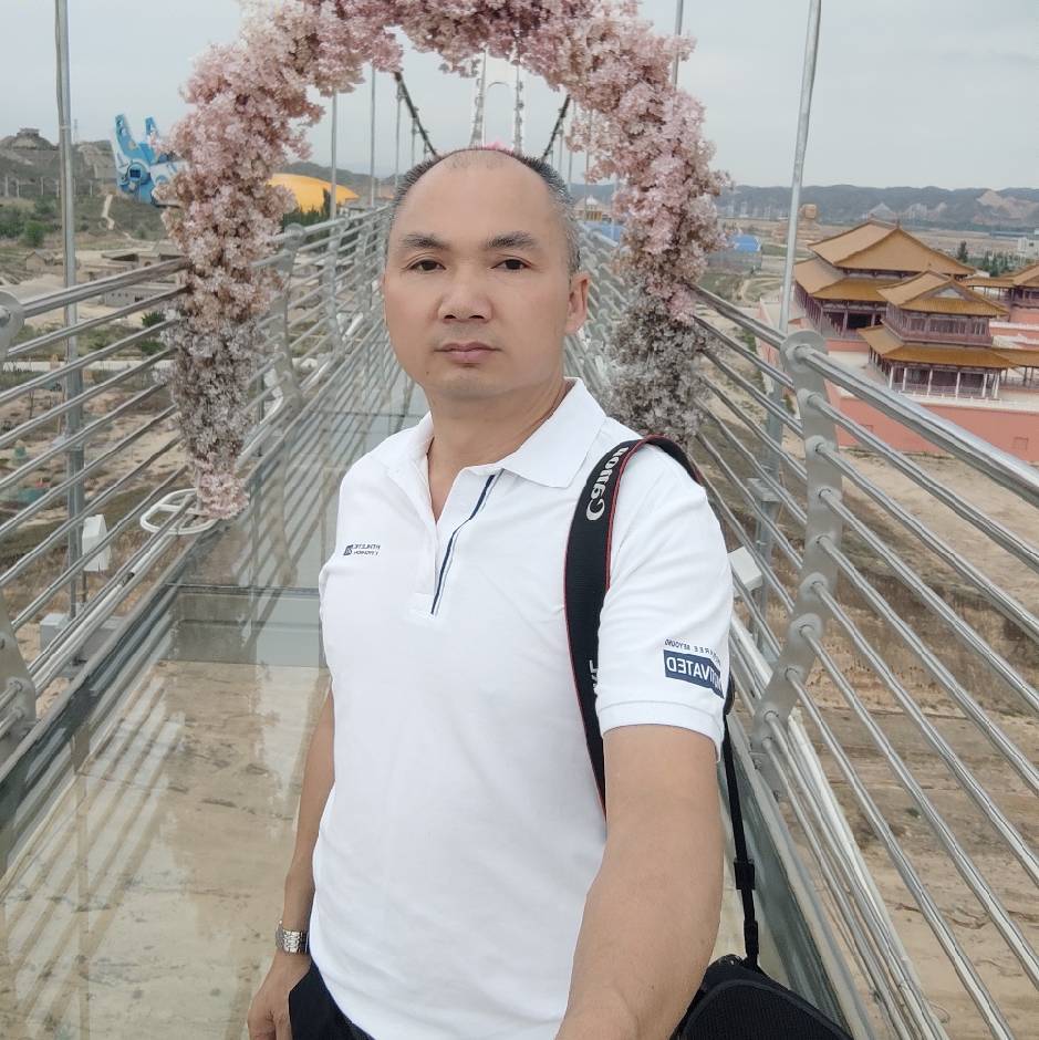 雪山【车易得新能源】