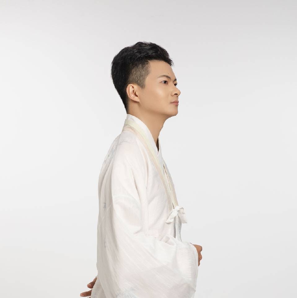 偷鱼干的小龙猫