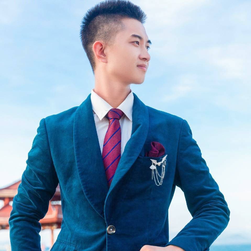 珀雅琦服装实业有限公司-织梦