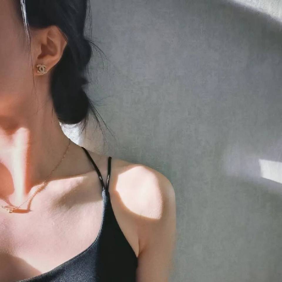 A 榴莲网红辣条零售批发