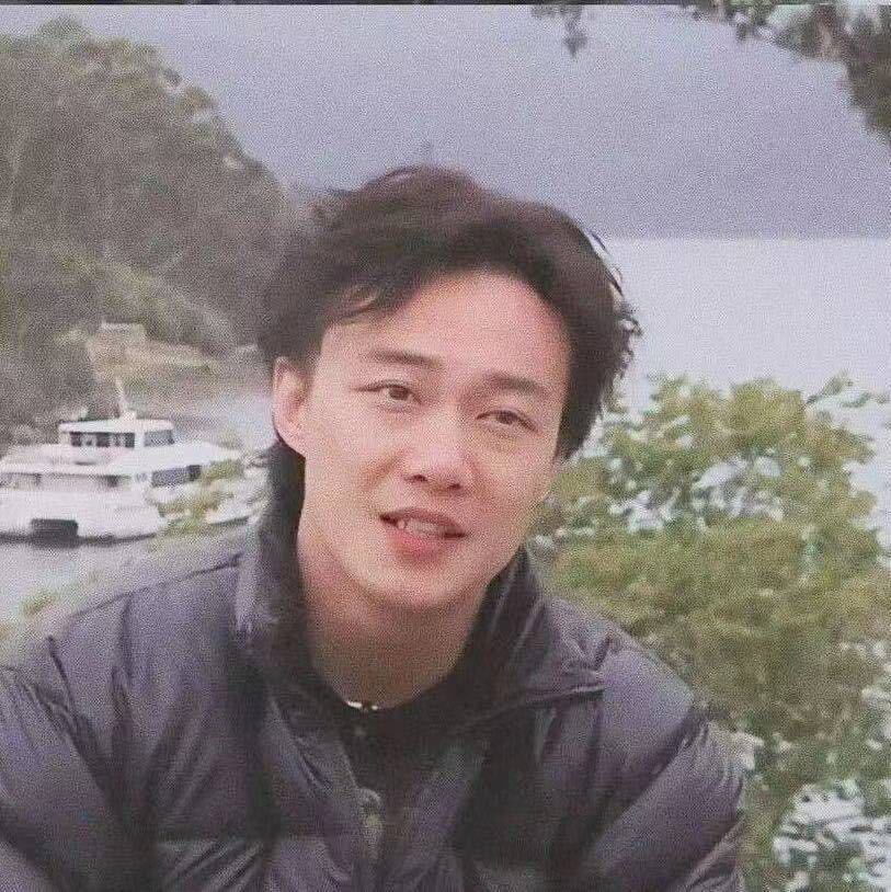 刘仔很芒