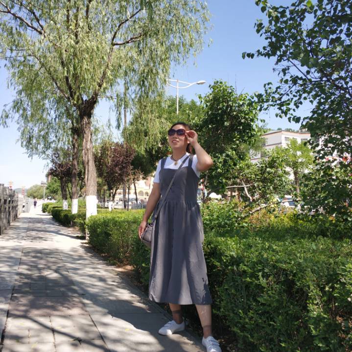 生命因你而灿烂。