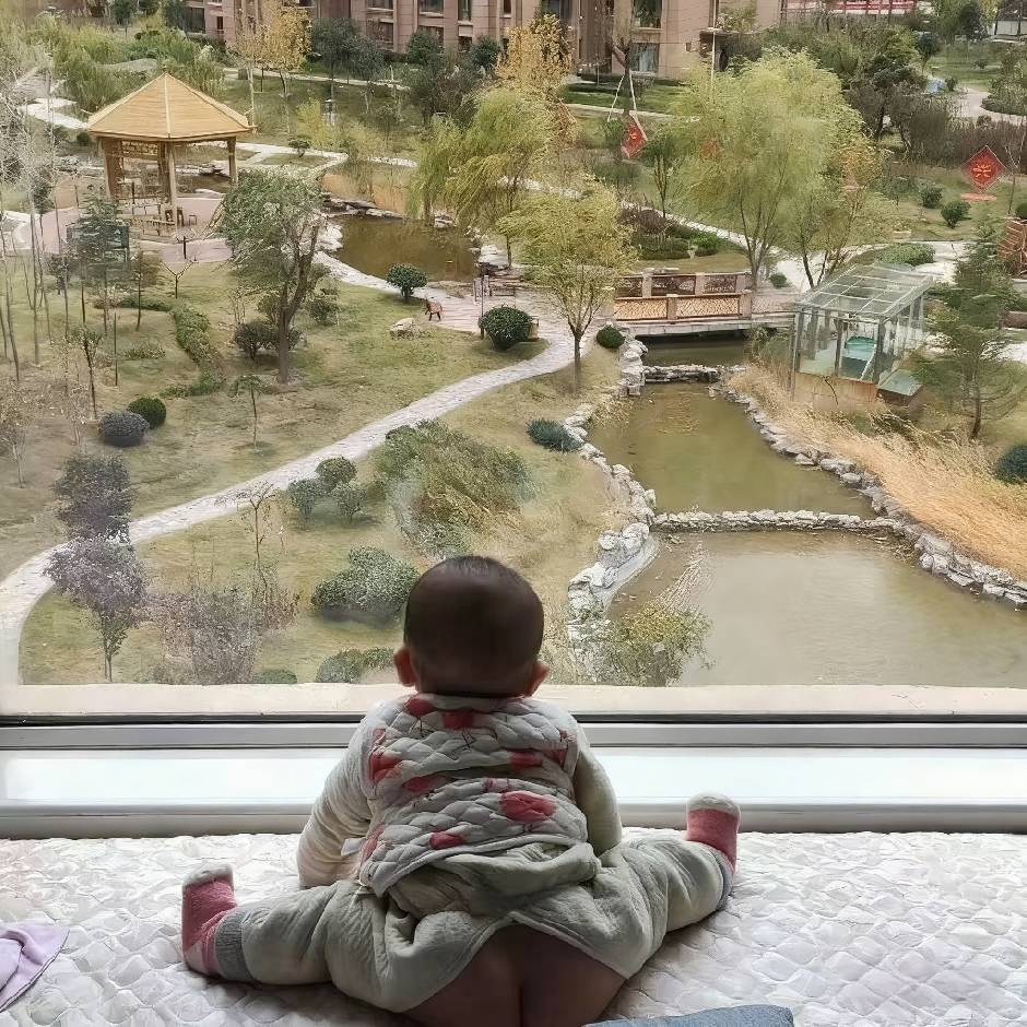 崔纬