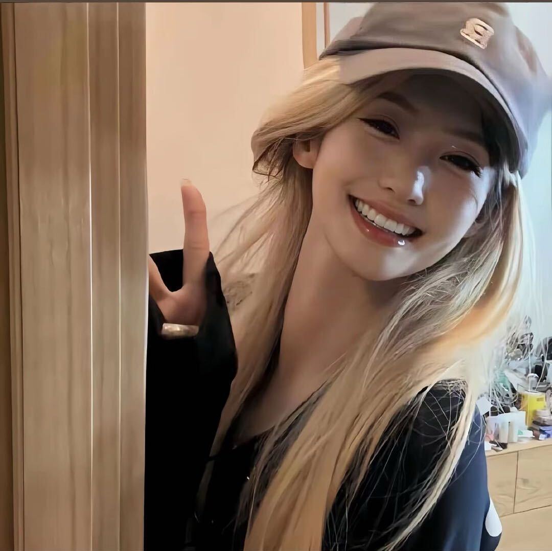 爱吃香菜.