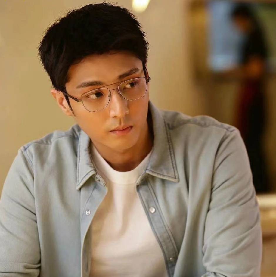 任长路漫漫、许青葱韶华。