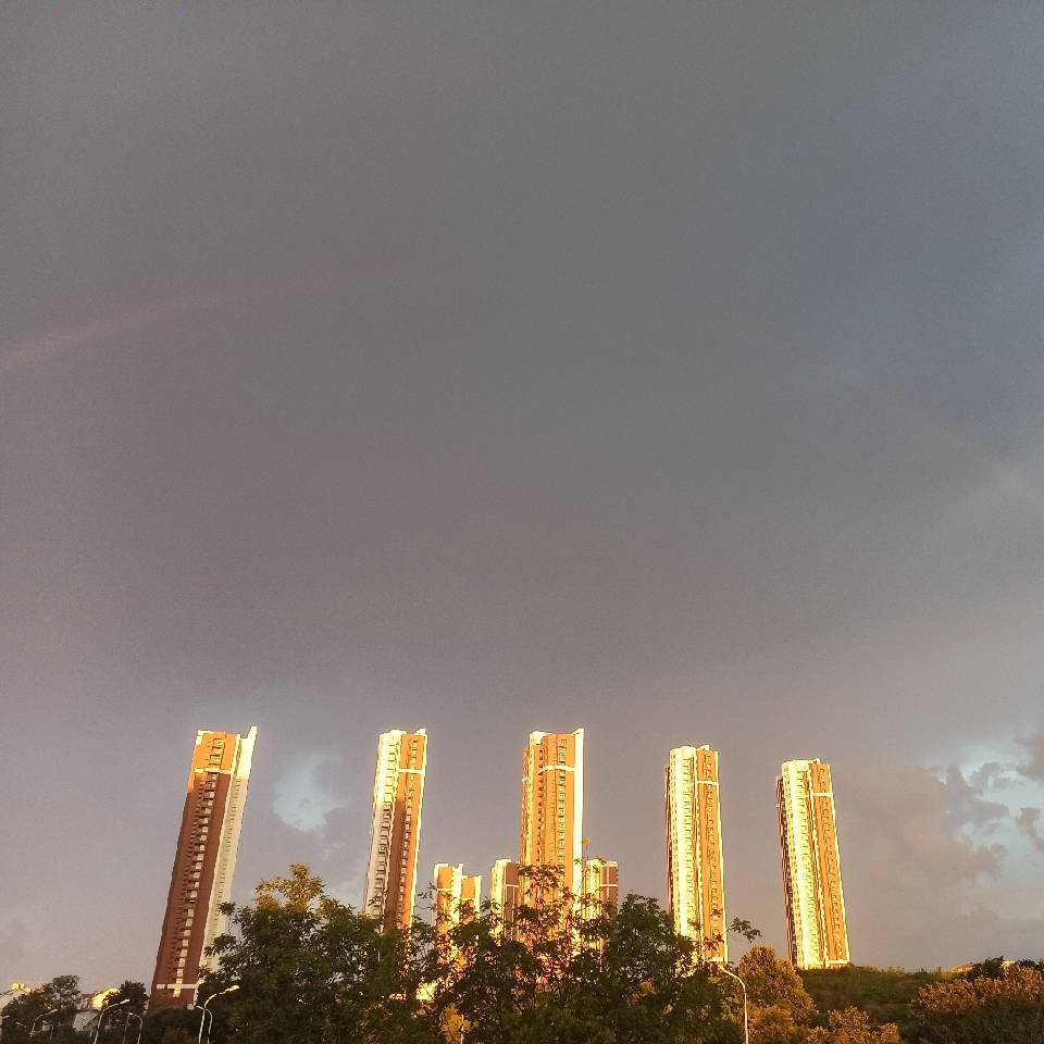 纳杰人才-万亚飞