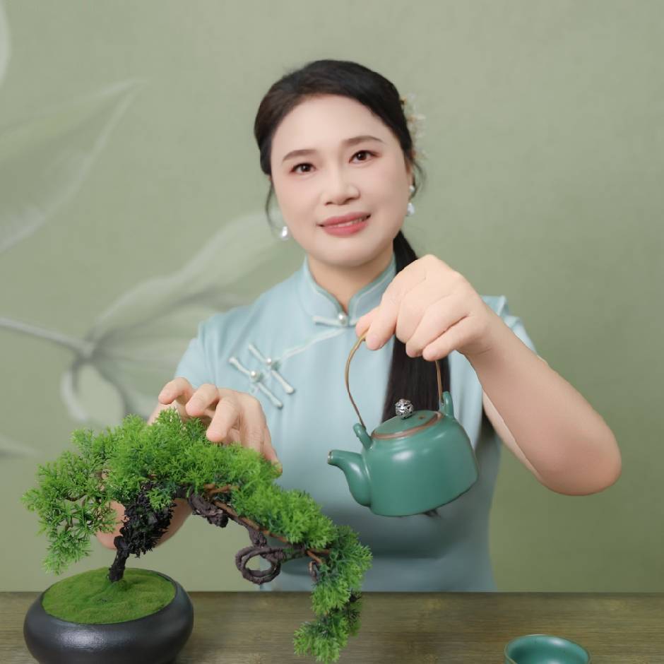 远方安选暨南花园店 店长 诗英