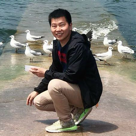 忘戴围脖的企鹅