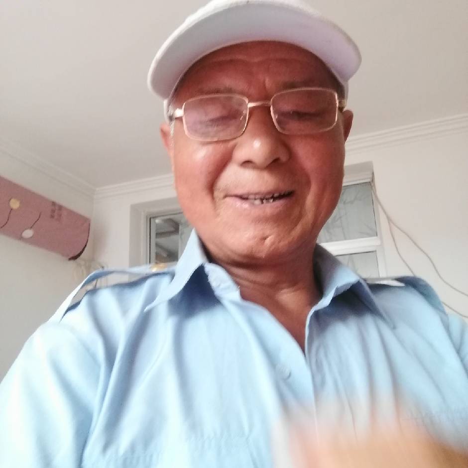 吕克田