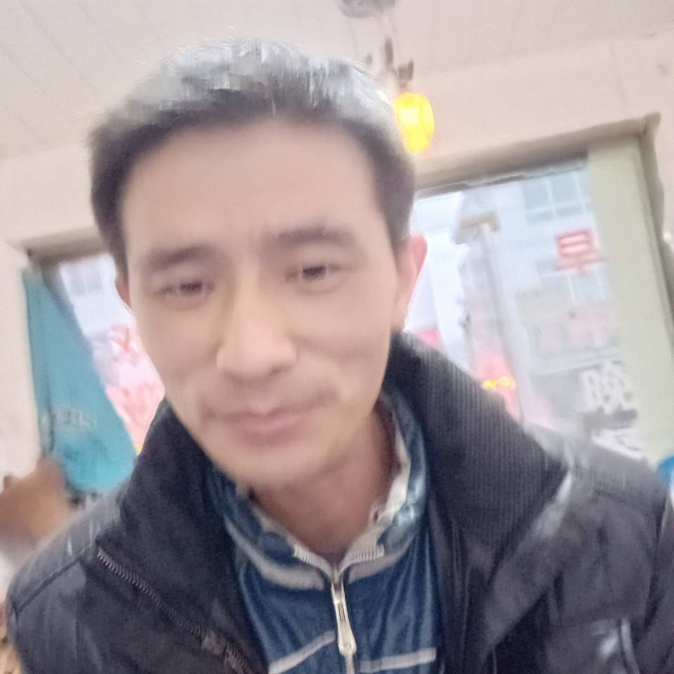 罗铁