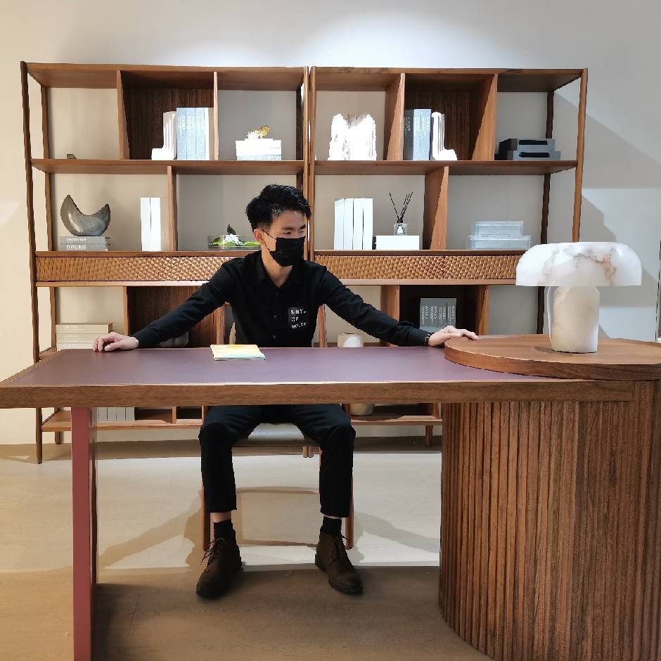 融资顾问唐经理