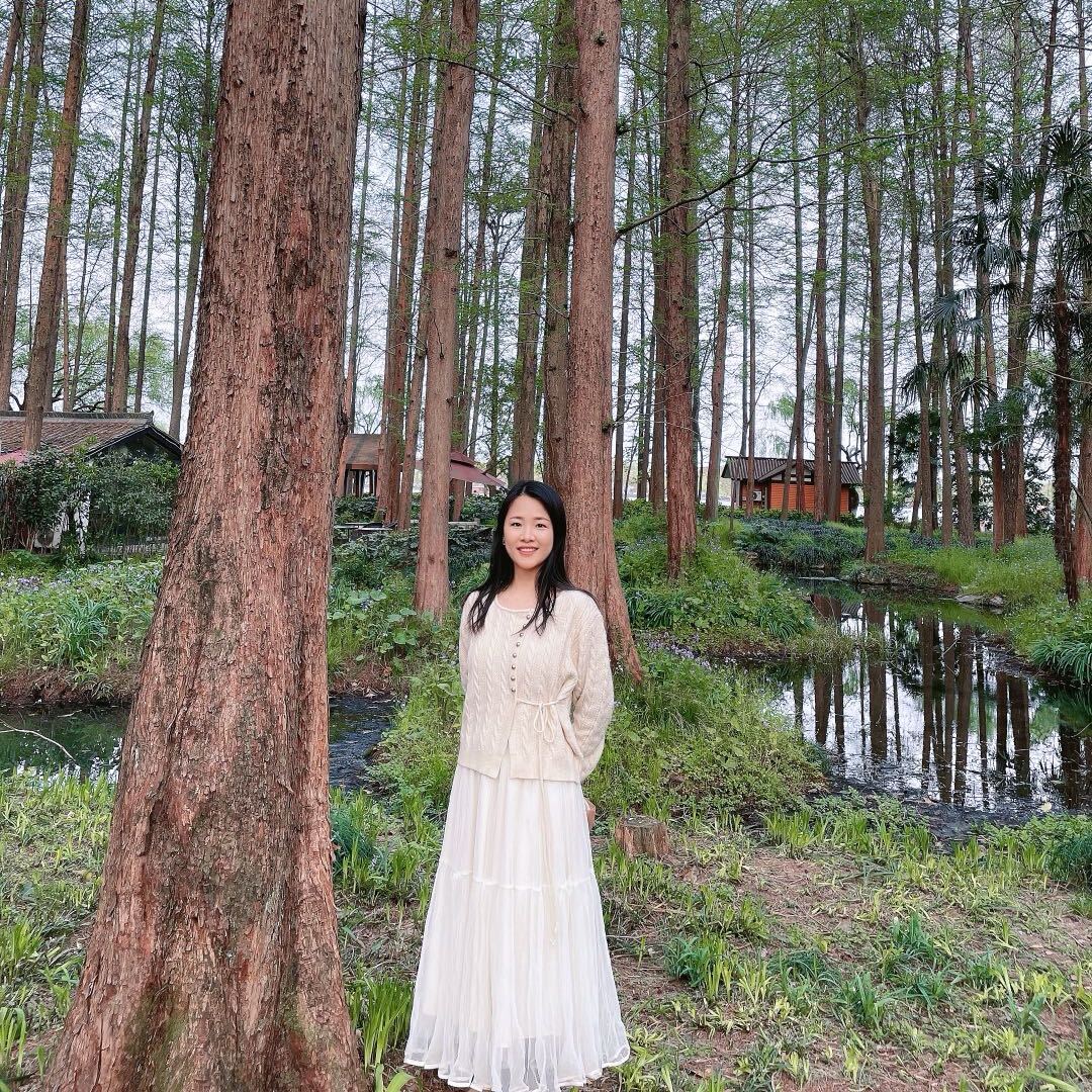 Debbie Li