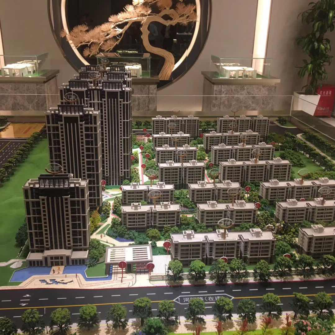 精明能干