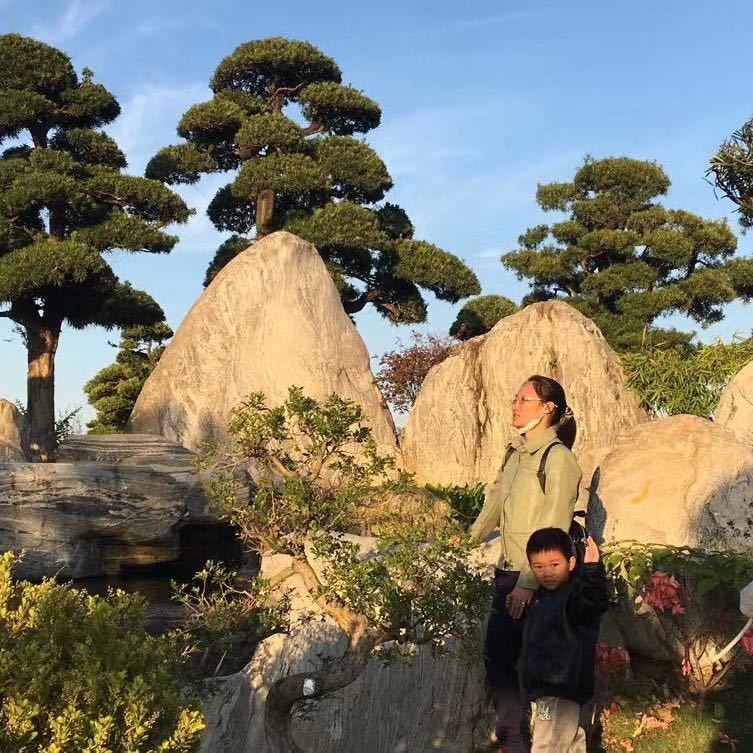 李小飞飞妈妈