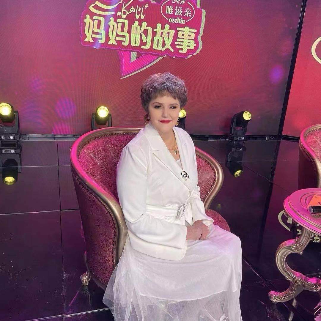 热依拉的创业故事