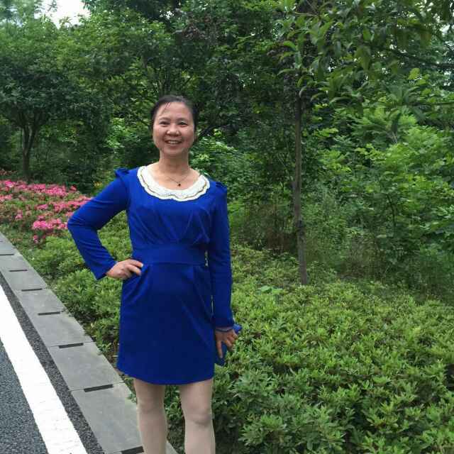 萝萝一自养土蜂蜜电话15922588536