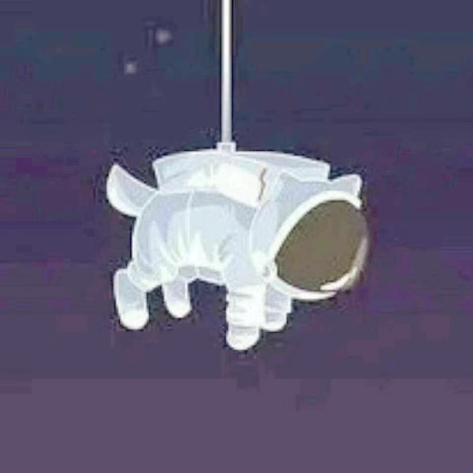 億